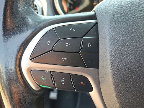 Certified 2020 Jeep Grand Cherokee Overland AWD/4WD image 23