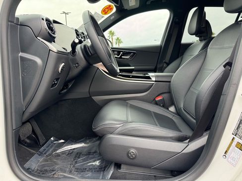 Certified 2025 Mercedes-Benz GLC 300 image 13