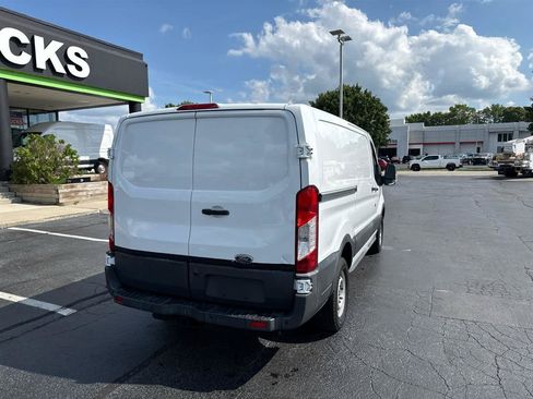 Used 2016 Ford Transit 250 130 Low Roof RWD image 8
