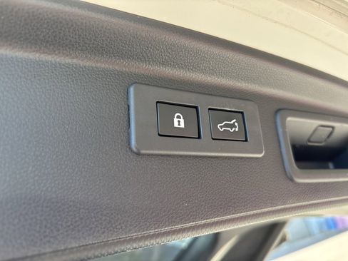 Used 2019 Subaru Forester Premium image 28