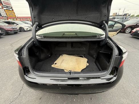 Used 2015 Lexus ES 300h w/ Navigation System Package FWD image 33