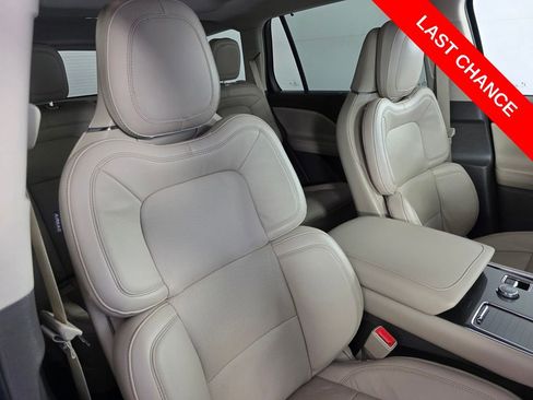 Used 2024 Lincoln Aviator Reserve w/ Equipment Group 201A AWD/4WD image 33