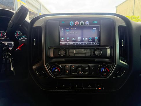 Used 2017 Chevrolet Silverado 1500 LT w/ Texas Edition RWD image 11