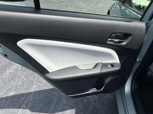 Used 2020 Toyota Prius LE FWD image 19