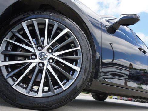 Certified 2023 Lexus ES 350 w/ Premium Package image 12