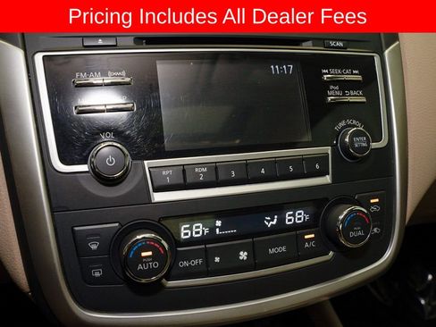Used 2017 Nissan Altima 2.5 SL FWD image 13