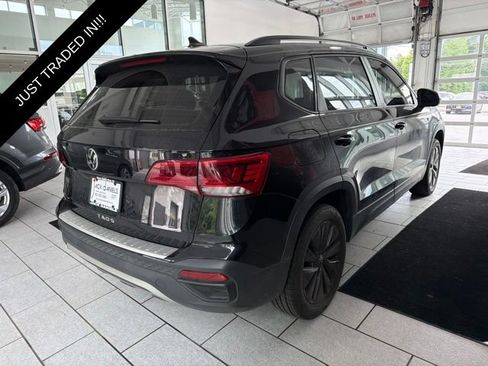 Used 2023 Volkswagen Taos S w/ Driver Assistance Package FWD image 5