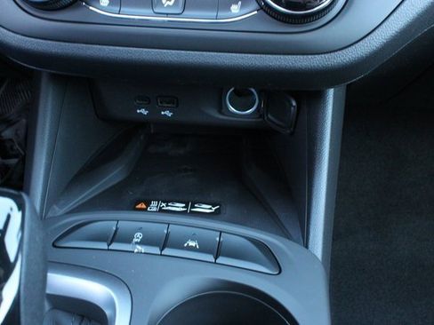 New 2025 Buick Envista Preferred w/ Convenience I Package image 32