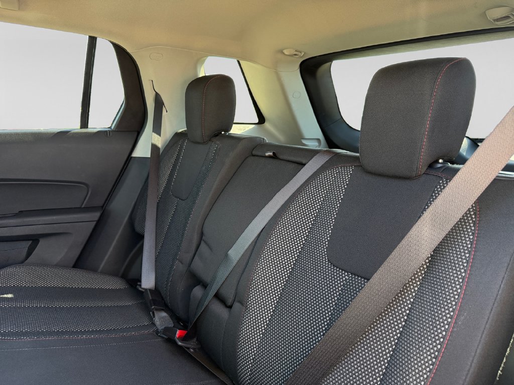 Used 2017 GMC Terrain SLE FWD image 33