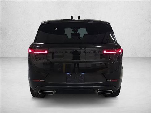 Certified 2025 Land Rover Range Rover Sport SE image 6