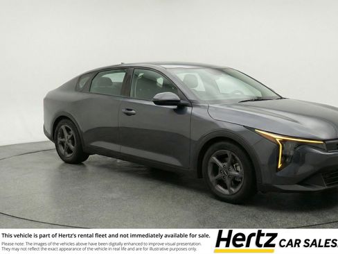 Used 2025 Kia K4 FWD image 1