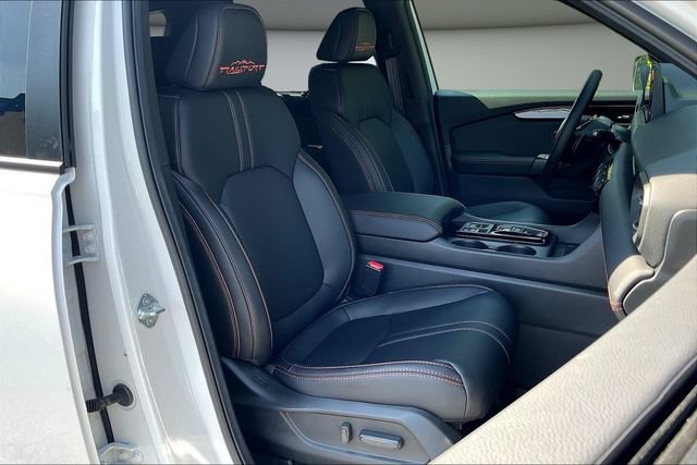 New 2026 Honda Pilot TrailSport image 11
