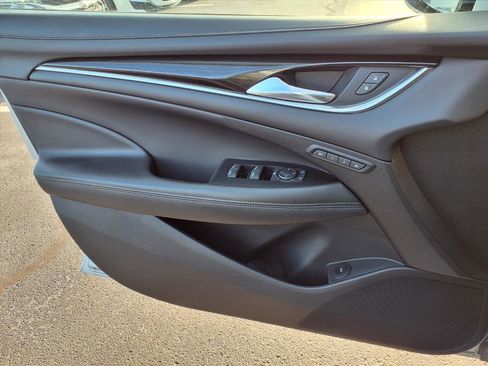 Used 2018 Buick LaCrosse Essence image 15