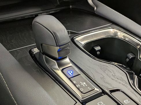 Used 2024 Lexus RX 350h w/ Convenience Package image 25