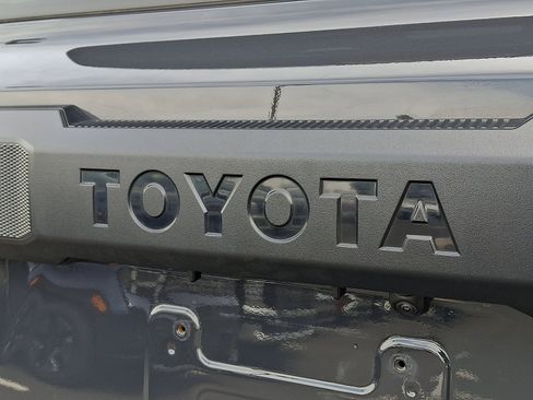 Used 2025 Toyota 4Runner SR5 image 30