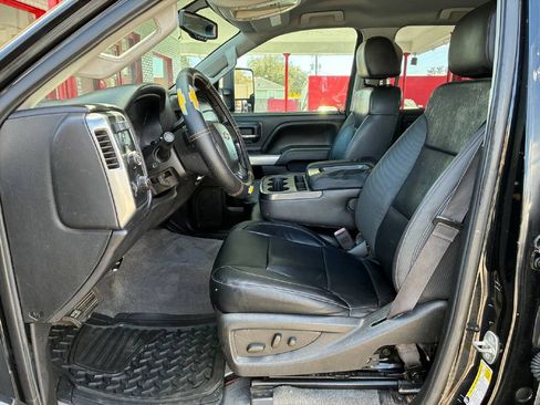 Used 2015 Chevrolet Silverado 3500 LT w/ LT Convenience Package image 10