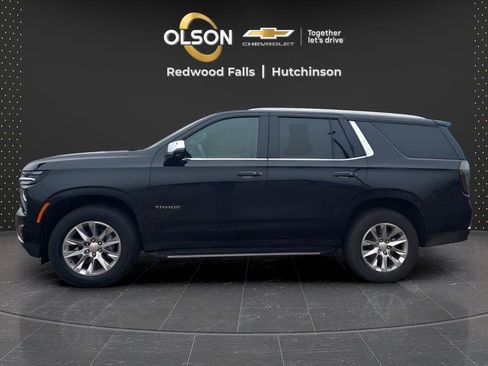 Used 2025 Chevrolet Tahoe Premier image 2