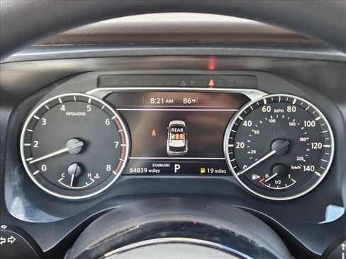 Used 2023 Nissan Rogue SV FWD image 11