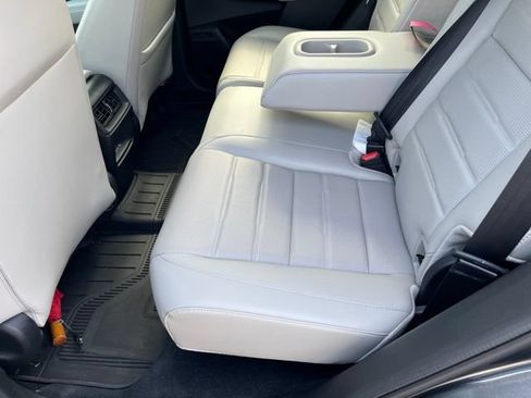 Used 2024 Honda CR-V EX-L image 9