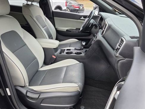 Used 2019 Kia Sportage EX w/ EX Sport Appearance Package image 17