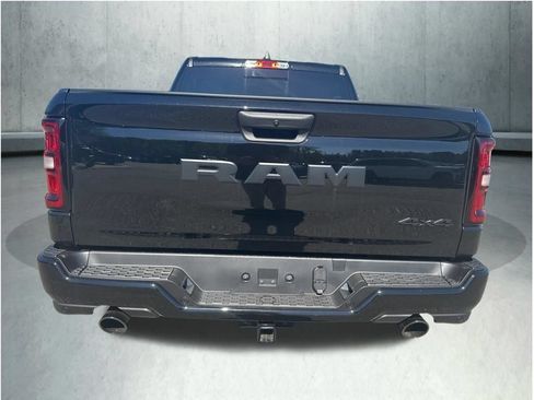 New 2026 RAM 1500 Express AWD/4WD image 4