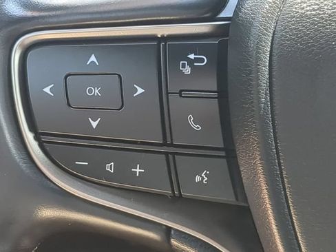 Used 2019 Lexus UX 250h w/ Premium Package AWD/4WD image 23
