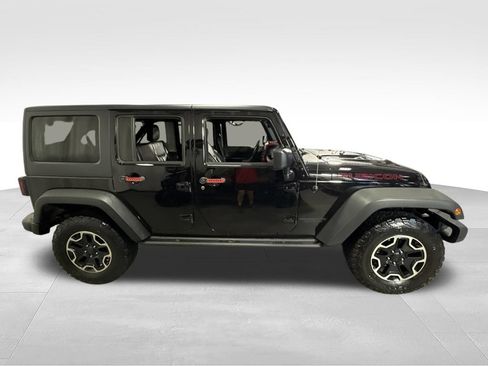 Used 2016 Jeep Wrangler Unlimited Rubicon AWD/4WD image 11