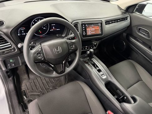 Used 2020 Honda HR-V EX image 11