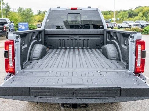 New 2026 Ford F250 Lariat w/ Black Appearance Package image 50