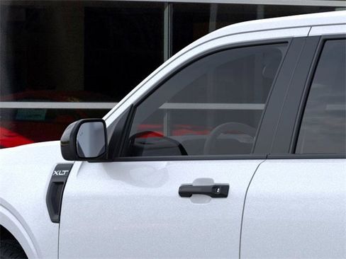 New 2025 Ford Maverick XLT w/ XLT Luxury Package image 21