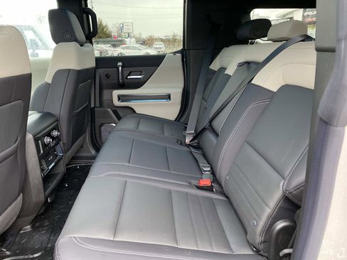 New 2026 GMC Hummer EV SUV image 6
