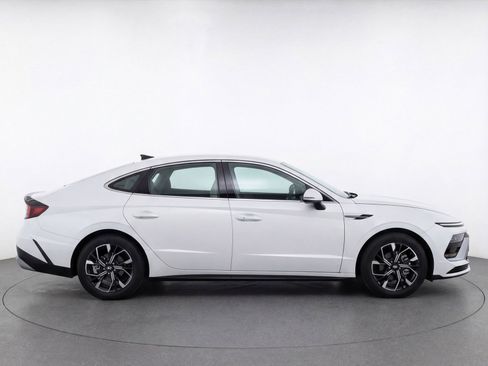 Used 2024 Hyundai Sonata SEL image 11