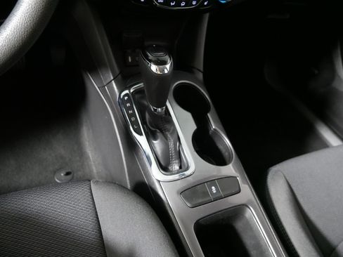 Used 2017 Chevrolet Cruze LT w/ Sun And Sound Package FWD image 24