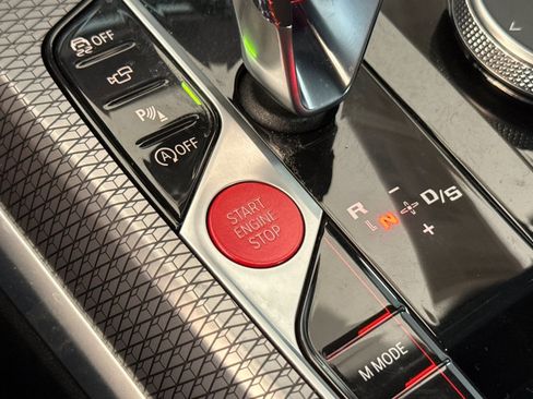 Used 2024 BMW M3 Competition w/ Executive Package image 31