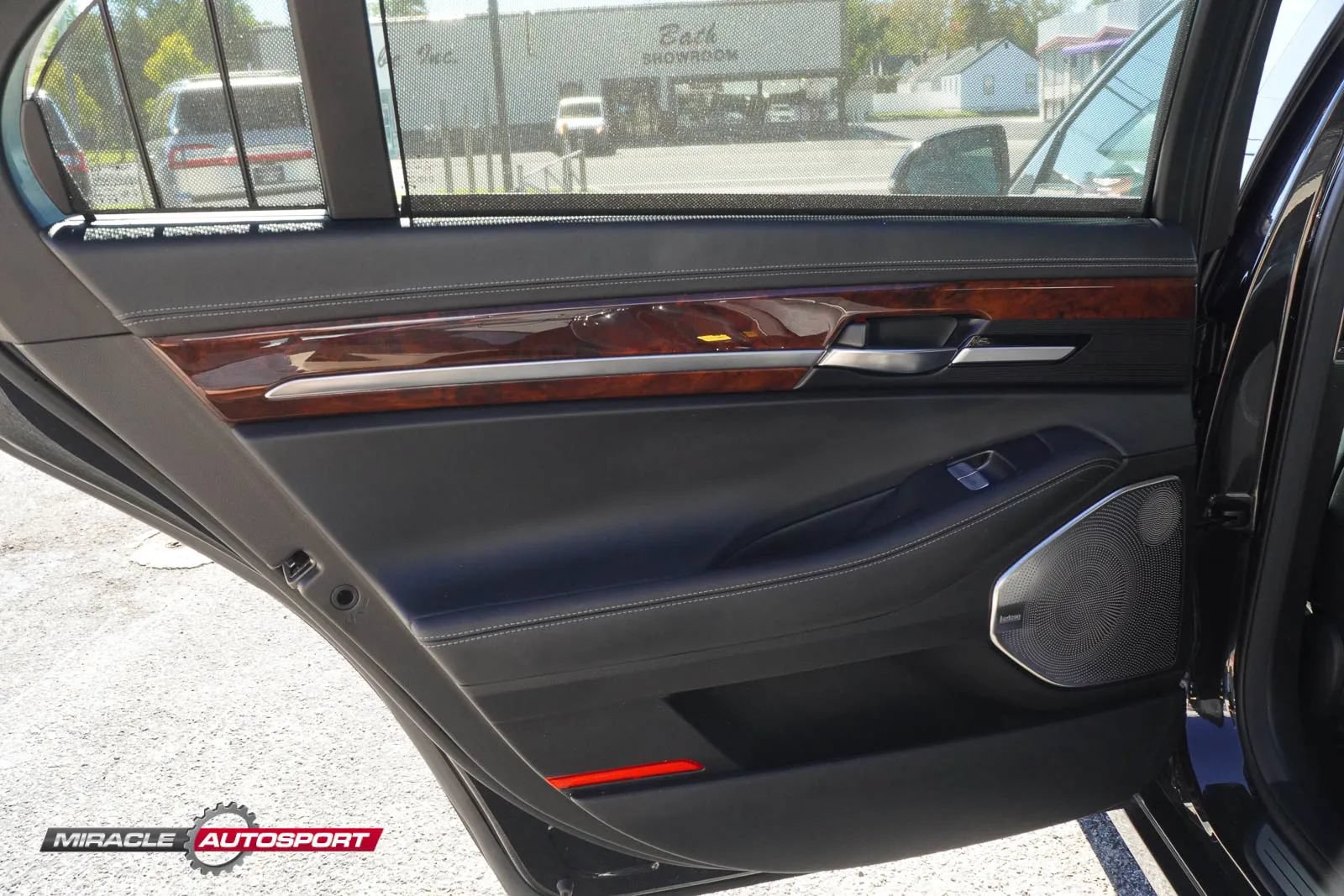 Used 2019 Genesis G90 3.3T Premium AWD/4WD image 22