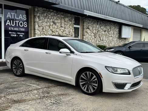 Used 2018 Lincoln MKZ Reserve w/ Technology Package FWD image 9