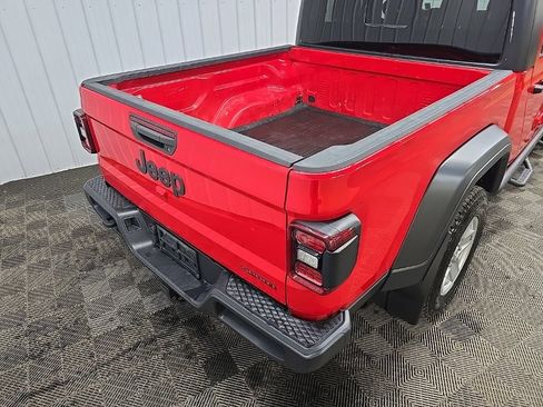 Used 2020 Jeep Gladiator Sport w/ Quick Order Package 24S image 11