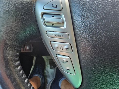 Used 2015 Nissan Sentra SV FWD image 34