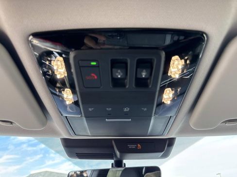 New 2026 Mitsubishi Outlander AWD image 45