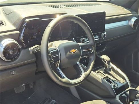 Used 2023 Chevrolet Colorado LT RWD image 10