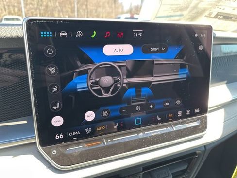 New 2026 Volkswagen Tiguan SE AWD/4WD image 20