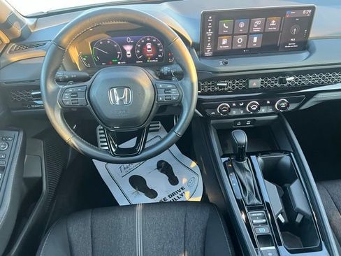 Used 2024 Honda Accord Sport image 14