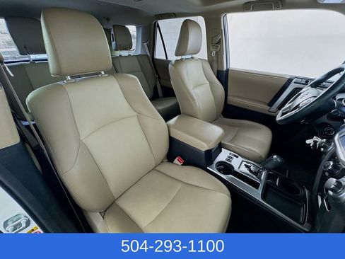 Used 2016 Toyota 4Runner SR5 Premium image 27