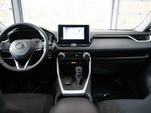 Certified 2025 Toyota RAV4 XLE w/ Convenience Package AWD/4WD image 21