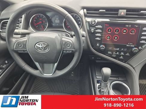 Used 2019 Toyota Camry XSE FWD image 29