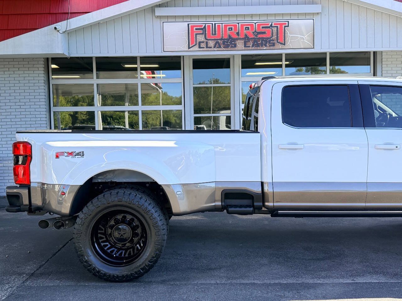 Used 2023 Ford F450 King Ranch w/ FX4 Off-Road Package AWD/4WD image 9