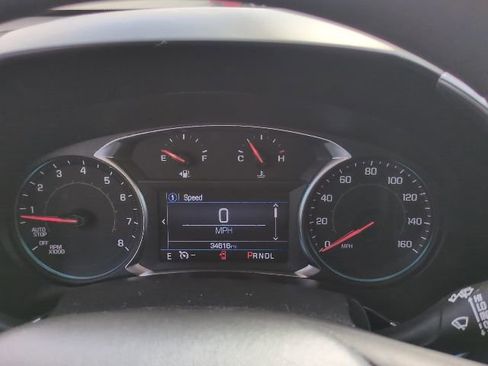 Used 2023 Chevrolet Equinox LT w/ LPO, Floor Liner Package image 6