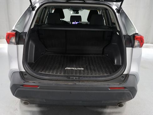 Certified 2023 Toyota RAV4 LE image 33