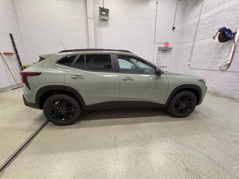 New 2026 Chevrolet Trax ACTIV w/ Driver Confidence Package FWD image 3