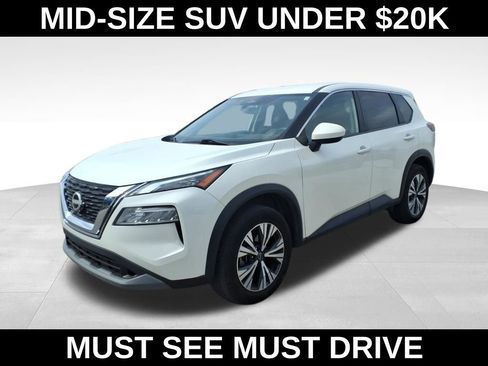 Used 2023 Nissan Rogue SV image 5